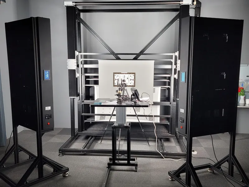 Optical laboratory bench in the JDONG test center